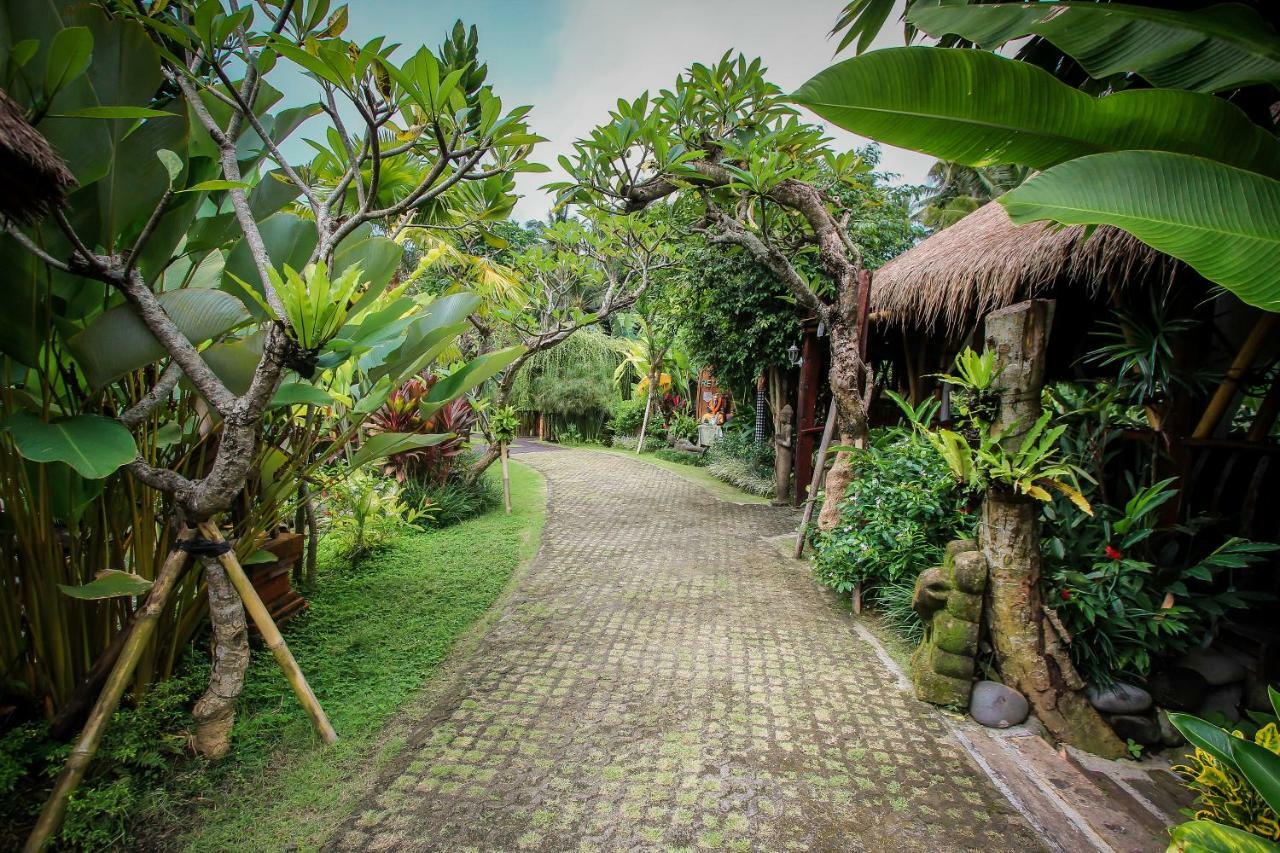 Keramas Sacred River Retreat Resort And Villa Ngoại thất bức ảnh